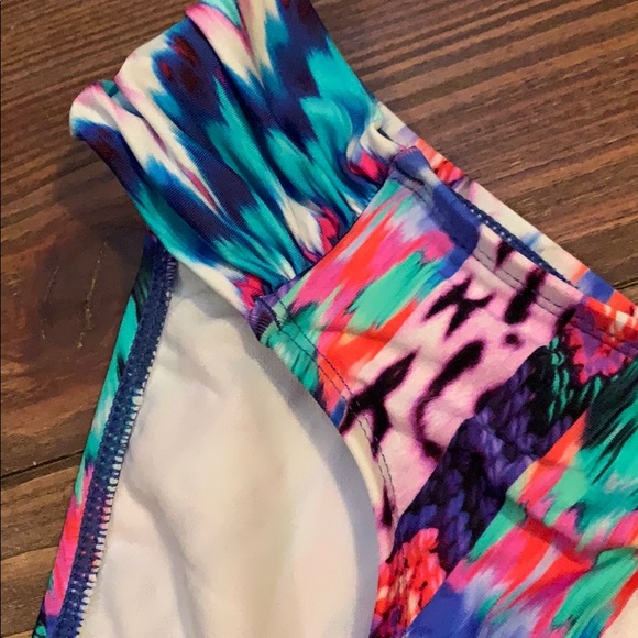 New Kenneth Cole bikini bottoms medium - Picture 3 of 6